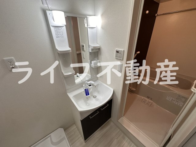 フジパレス瓢箪山の独立洗面台|独立洗面台です