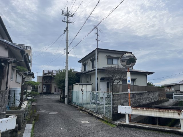河野中須賀土地の前面道路含む現地写真