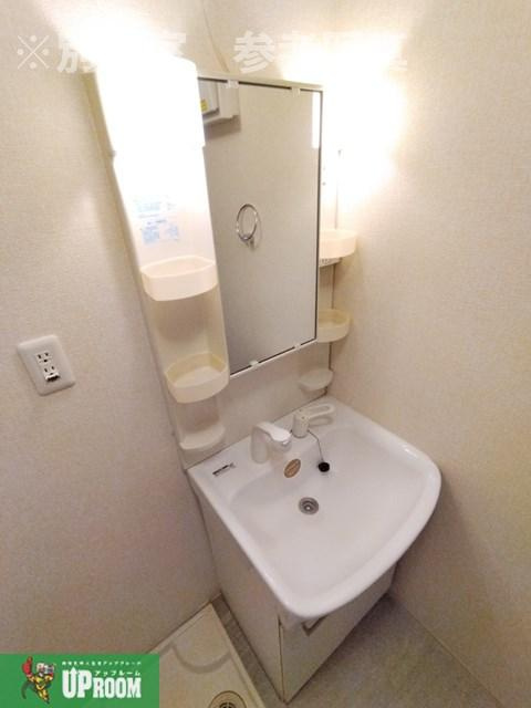 クレッシェンドの独立洗面台