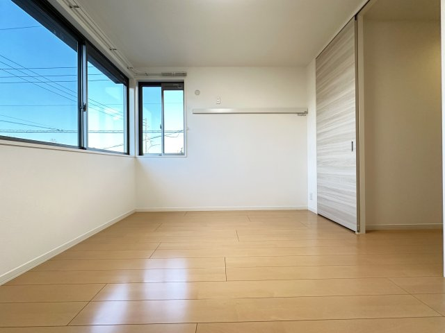 シャーメゾン カープの洋室