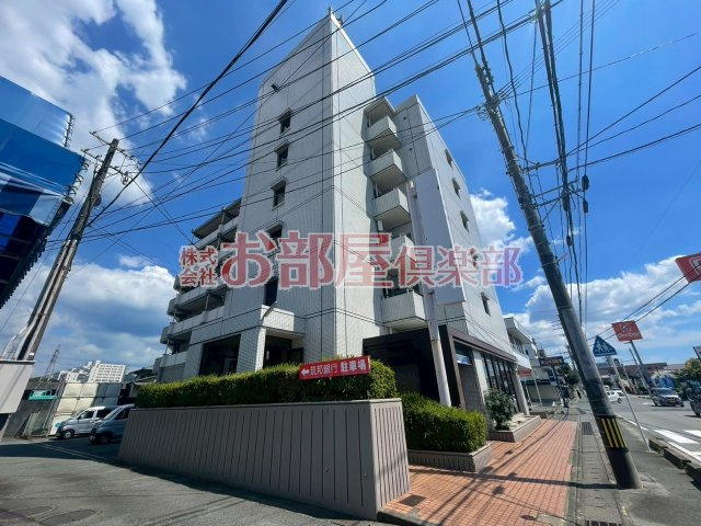山本ビルの外観|落ち着いた雰囲気の外観です