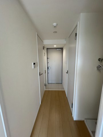 収納もある玄関です