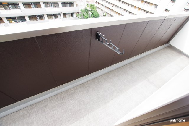 Uresidence新大阪　仲介手数料無料のバルコニー