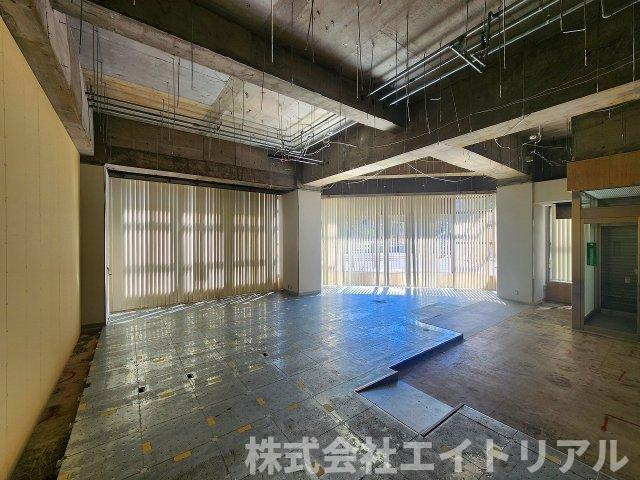 セントラルビルの内装