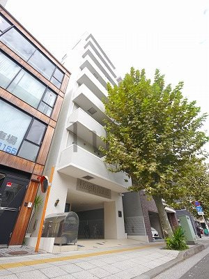 リブリシャーキーの外観