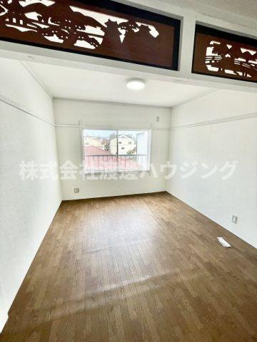 千本北1丁目貸家の居間・リビング