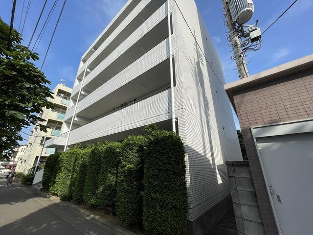 ブランボヌール松戸のエントランス