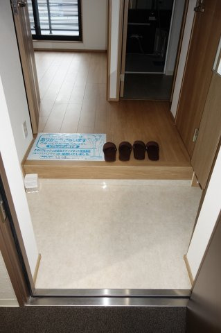 ミリアレジデンス茗荷谷の玄関