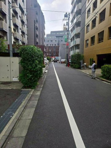 レジディア新宿イーストの周辺
