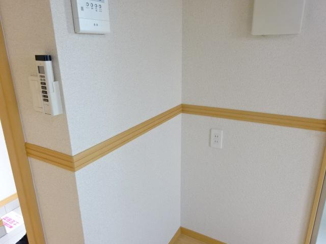 アクア　ドルチェ　ドゥーエのその他|各居室腰見切り