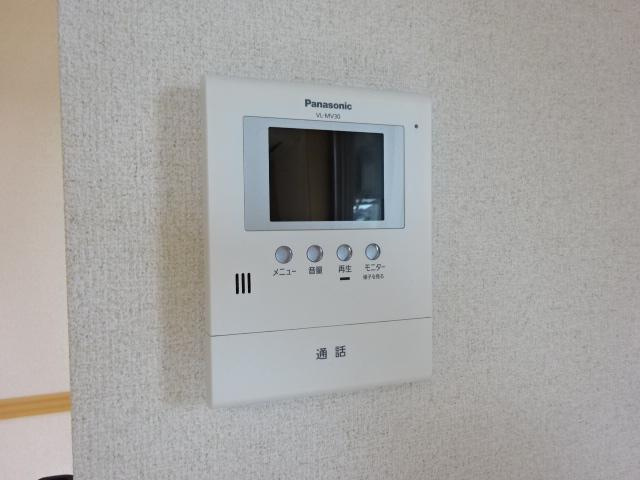 アクア　ドルチェ　ドゥーエのセキュリティ|カメラ付インターホン