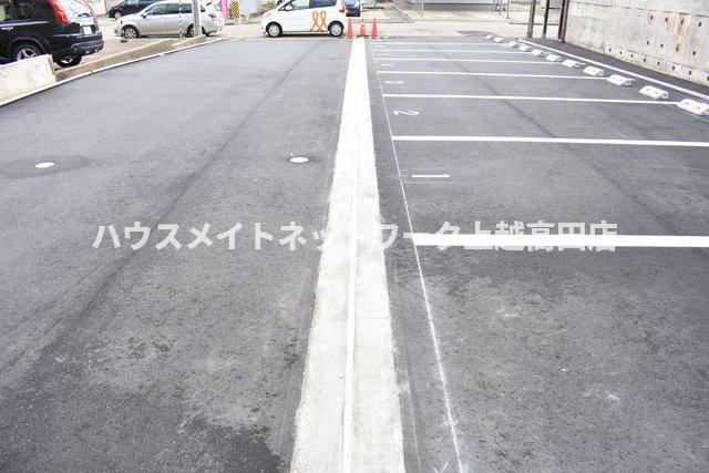 フォレメゾンの駐車場|消雪付駐車場