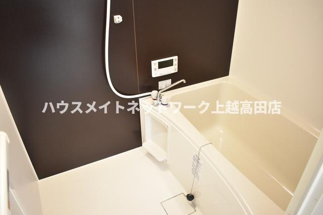 フォレメゾンの浴室|追焚機能付