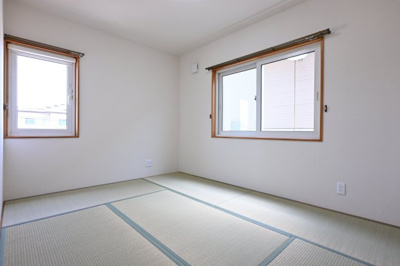 【和室】 | 邑楽郡大泉町朝日3丁目　中古戸建住宅 | 2階にも和室があるのでゆったりとくつろげますね♪
