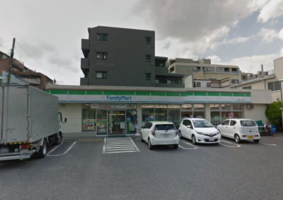 ファミリーマート高野台二丁目店 徒歩6分。コンビニ 420m