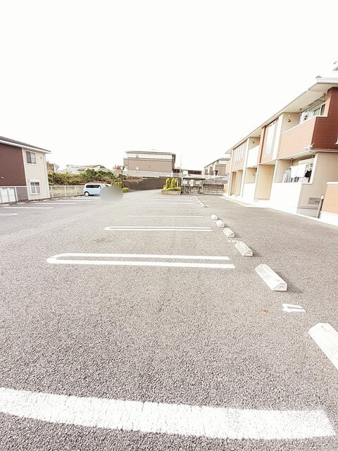 アイス・バーグⅠの駐車場