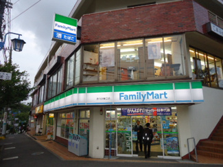 ファミリーマート善行駅東口店 徒歩6分。コンビニ 430m