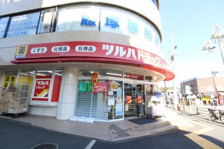 ツルハドラッグ善行駅前店 徒歩7分。 550m