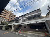 渋谷区神宮前３丁目のマンションの画像