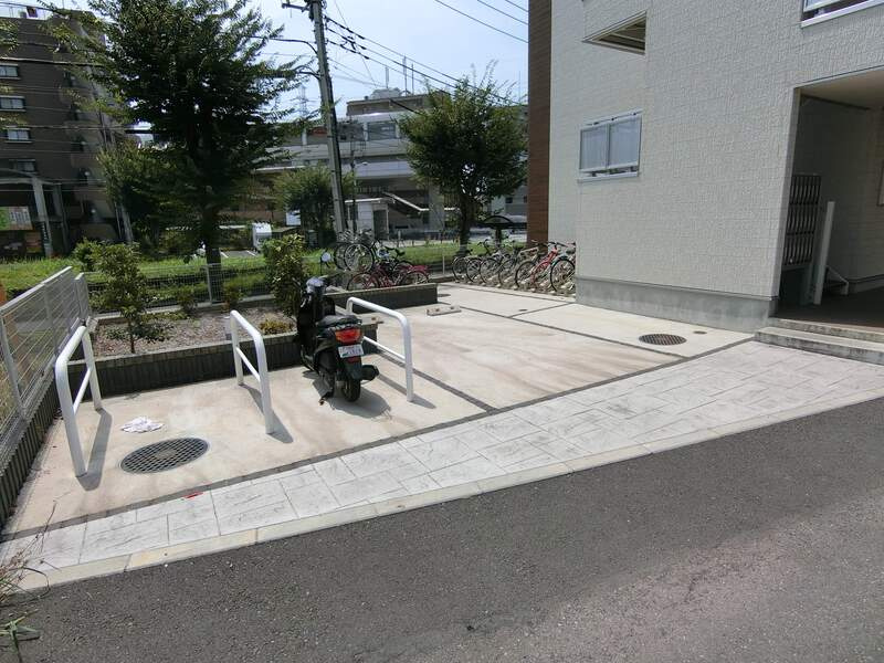 リブリ・フローレス参番館のその他