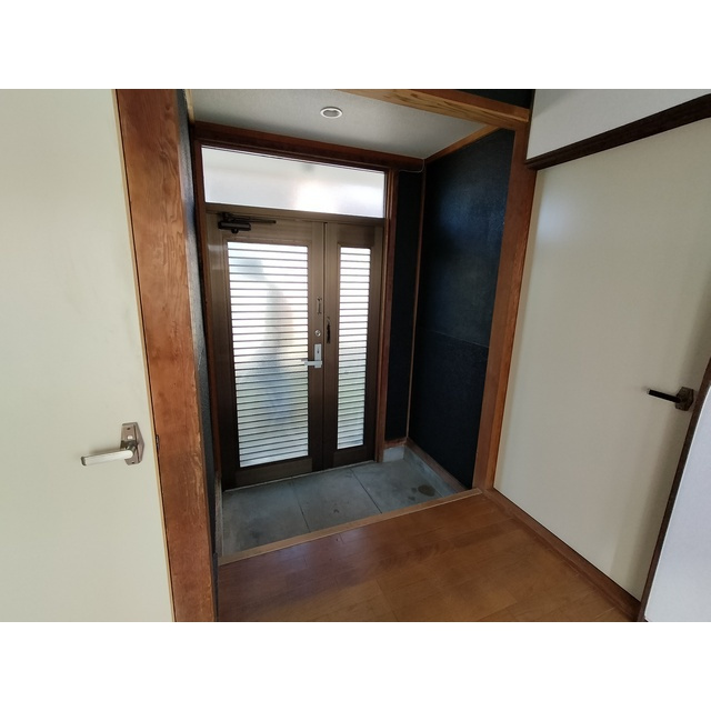 芝原西町1丁目貸家の玄関|玄関