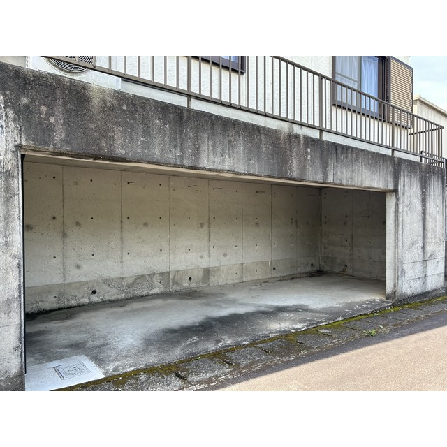 岐阜市日野北５丁目の一戸建ての駐車場