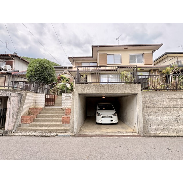 松が丘３丁目戸建て