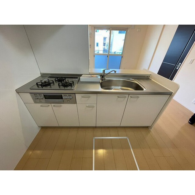 岐阜市北一色７丁目のアパートのキッチン