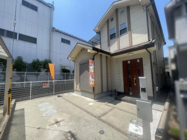 【その他】 | 休日にはご家族連れで賑わうショッピングモールで、お買い物もお食事も楽しめます♪