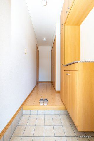 ガーデンハウス朝日山　Aの玄関