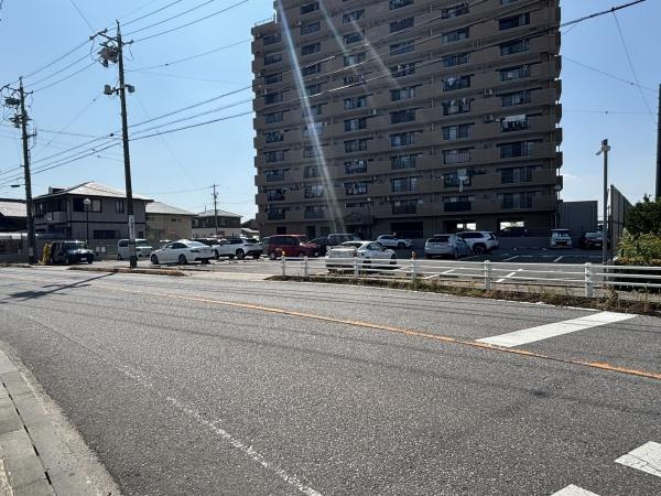 ライオンズマンション西岡崎の駐車場|敷地内駐車場です。
