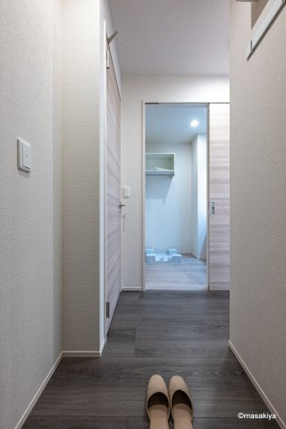 グランコスモHTの玄関
