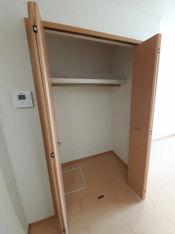 ミストラルＢの収納|小物を収納するのに便利です