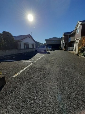 オークレジデンス・あきよしの駐車場|駐車場完備です