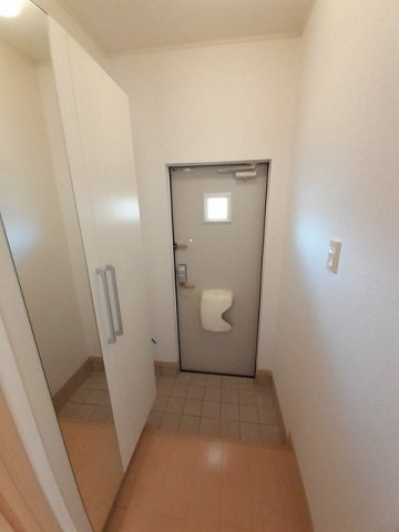穂積Ⅱの玄関|落ち着いた玄関です