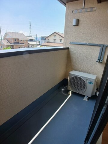グランテラス　Ⅳのバルコニー|お洗濯にも便利なバルコニー付き
