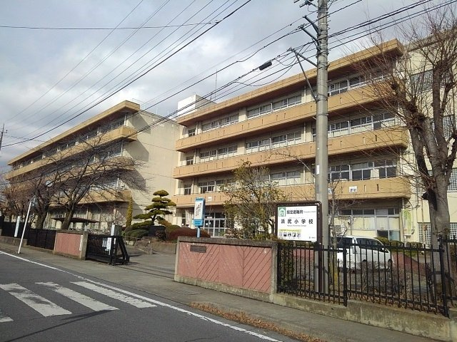 カレント・Ｊ　Ⅱの周辺|市立浜尻小学校まで450m