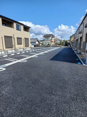 クレイドル下斎田Ｃの駐車場|駐車場に車を止められます
