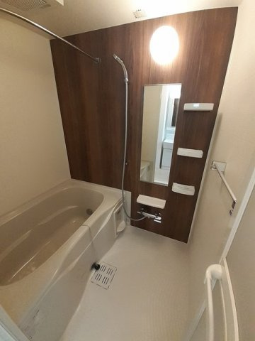 グランドールの浴室|コンパクトで使いやすいお風呂です
