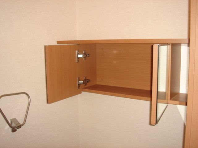 エレガンスⅠの収納|トイレ収納