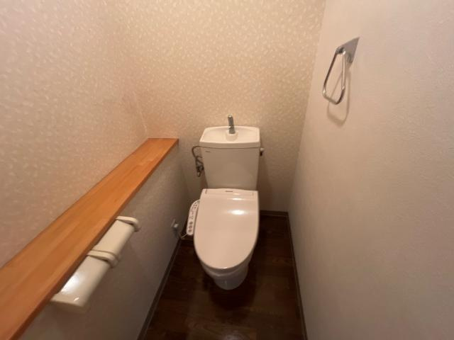 エスポアールＫのトイレ|シャワー付トイレ
