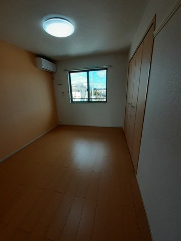 ラコルタの内装|内装は落ち着いています