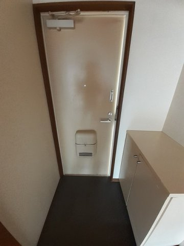 シャルムⅠの玄関|ゆったりとした玄関です