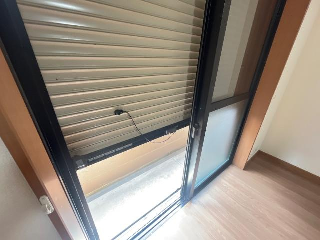 エレガンスⅠの内装|シャッター