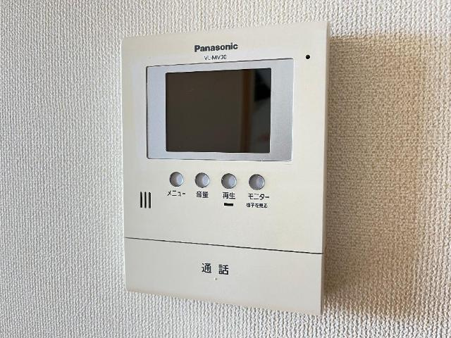 友の内装|カメラ付インターホン