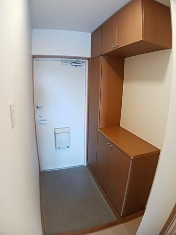 グランドレジデンスの玄関|落ち着いた玄関です