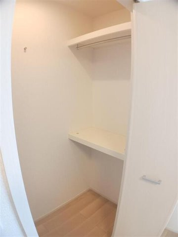 カメリア　塩川　Ｂの収納|小物を収納するのに便利です