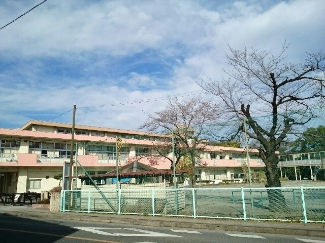 ディアコートＢの周辺|市立岩鼻小学校まで750m