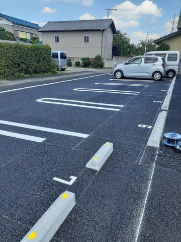 ブリランテの駐車場|駐車スペースもあります