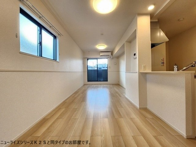 クレストコートの居間・リビング|ゆったり過ごせるリビングです